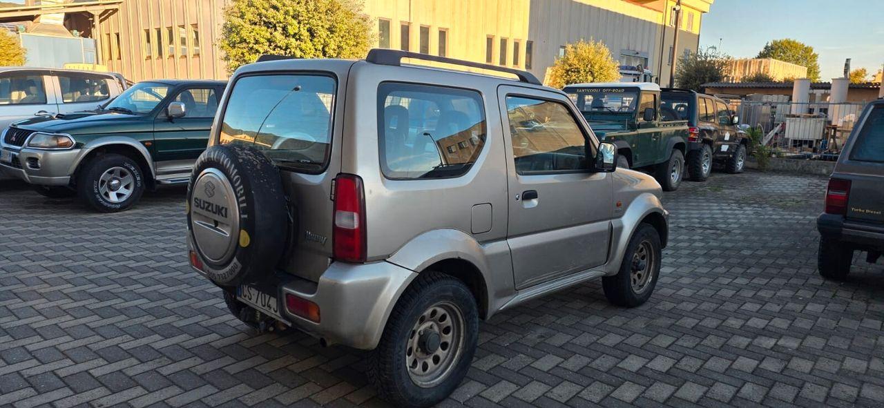 Suzuki Jimny 2004 — engine 1.461 cm³, 65 HP (48kW)