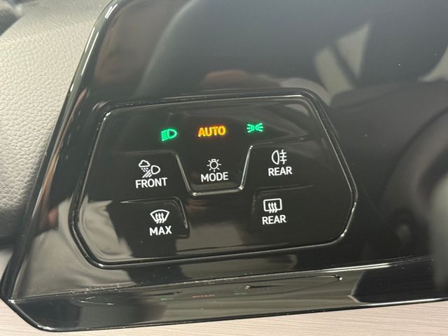 Golf VIII Variant Style 1.5 eTSI DSG AHK STANDHZ