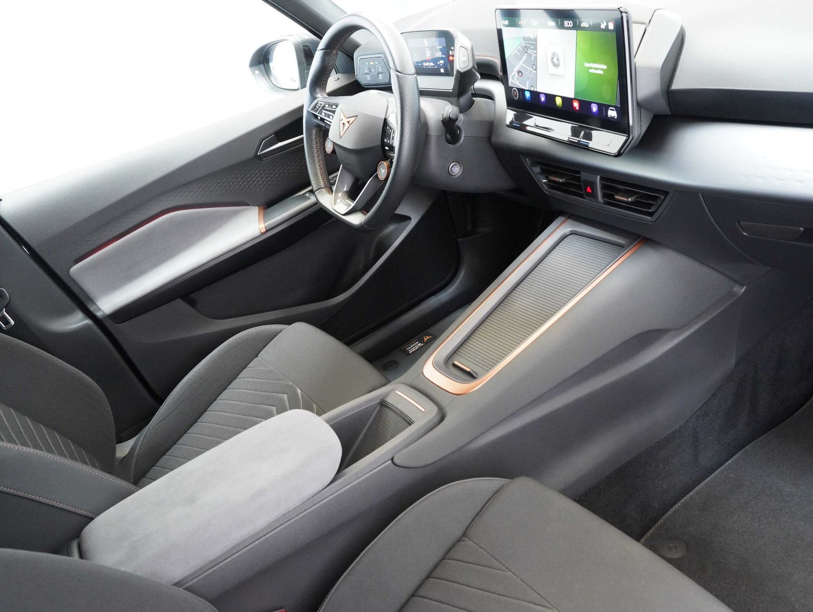 Fahrzeugabbildung CUPRA Born 170KW/82KWH/LED/NAVI/5-SITZER/19"