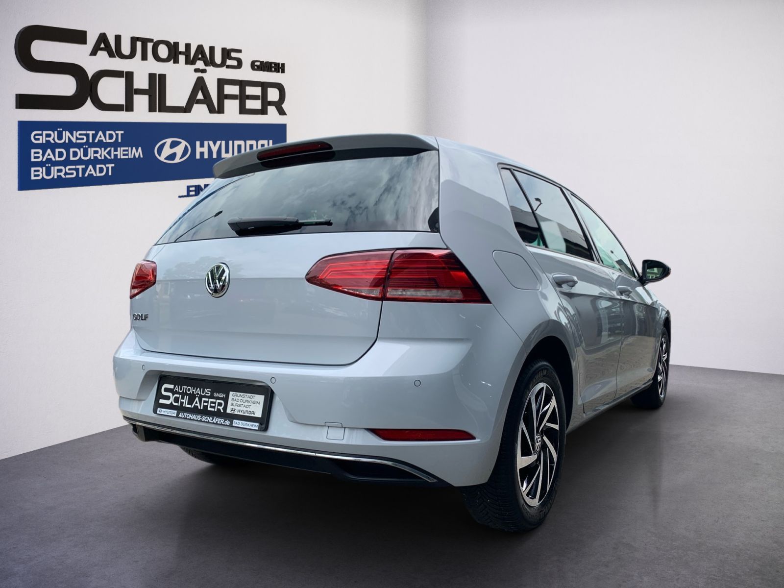Fahrzeugabbildung Volkswagen Golf VII 1.0 TSI BMT/Start-Stopp Join Navi