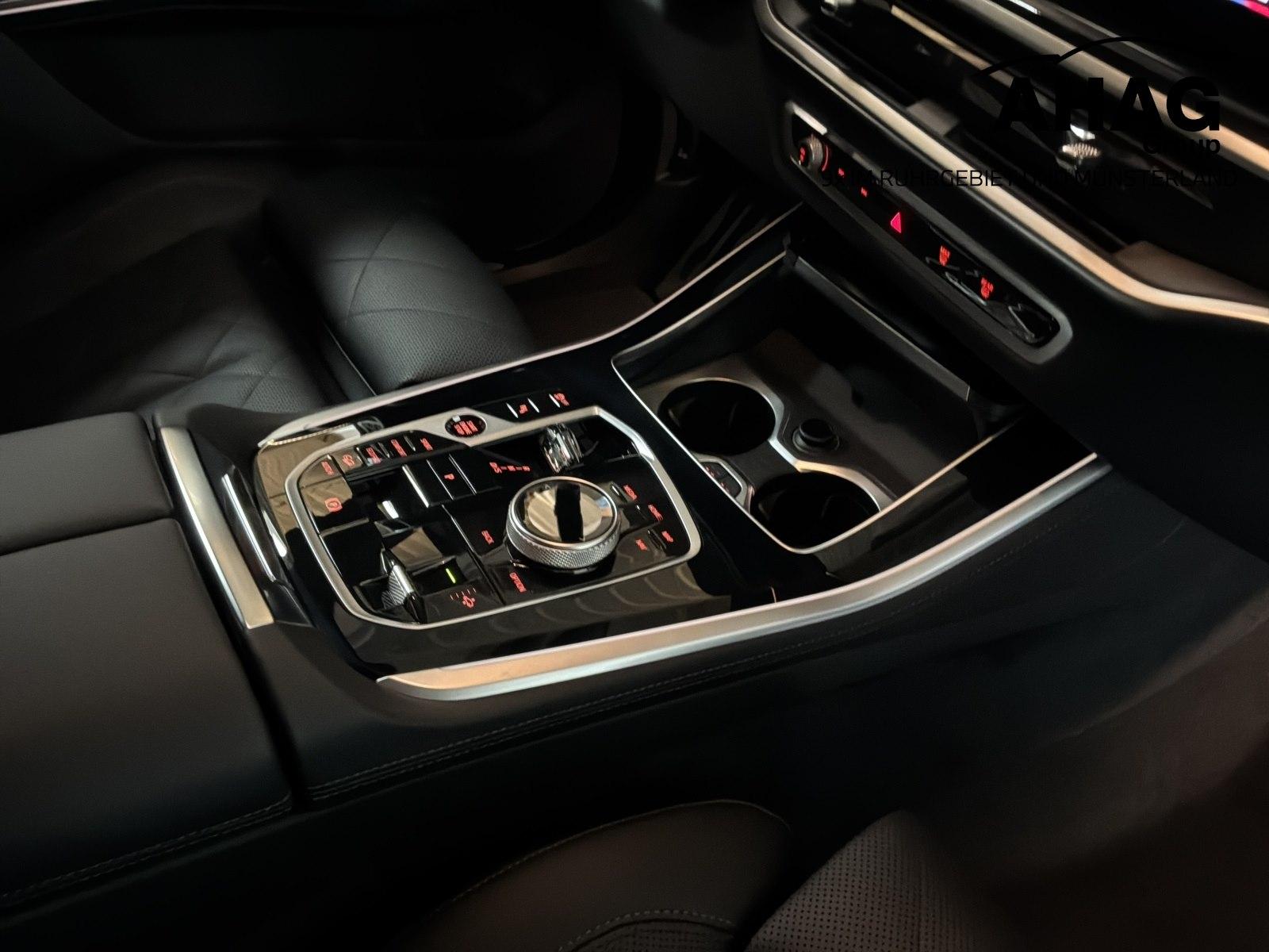 BMW X5 M60i xDrive