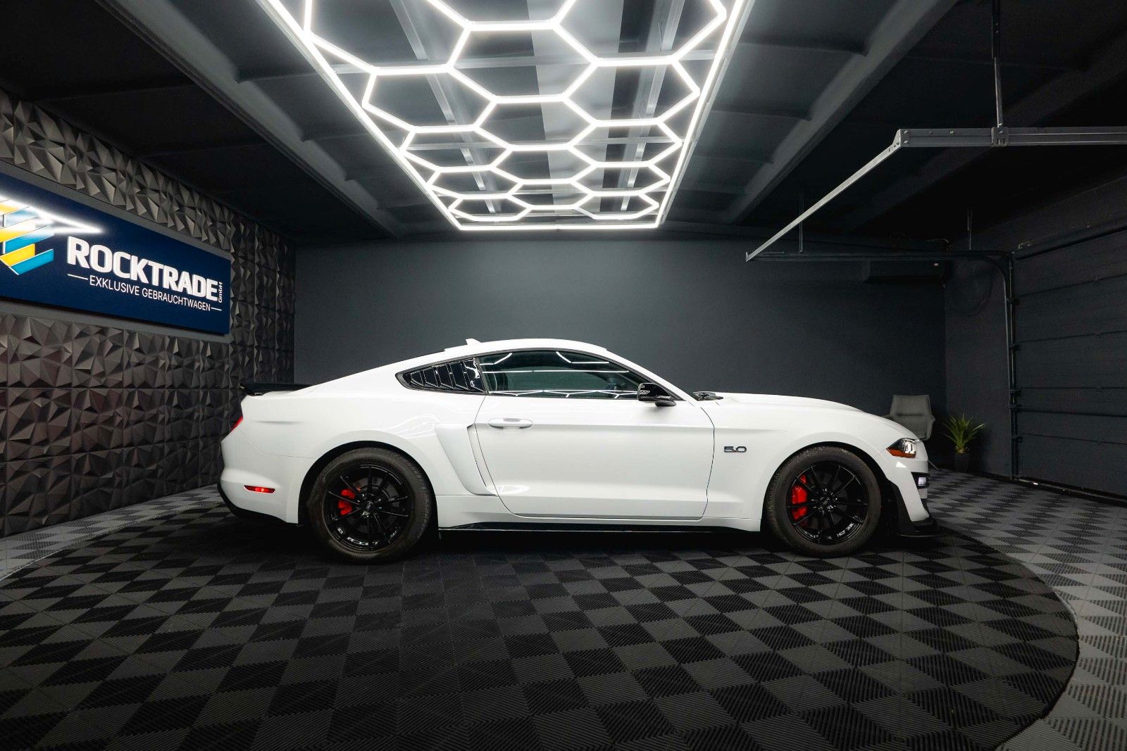 Fahrzeugabbildung Ford Mustang Shelby GT 500 5.0 V8 Performance LED 19%