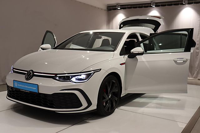 Golf GTI 2.0 TSI DSG NAVI PDC KAMERA SHZ SPORTFW