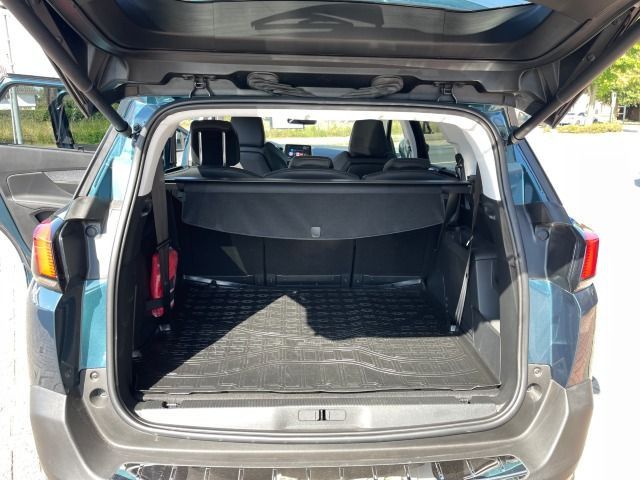 Fahrzeugabbildung Peugeot 5008 1.5 hdi Allure AHK/Allwetter