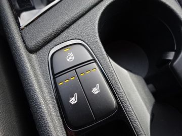 Fotografie 24 des Kia Niro 1.6 Hybrid Vision Automatik*Navi*RFK Klima