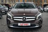 Mercedes-Benz GLA 200 Standard Bi-Xenon Sitzheizung Kamera PDC - : Braun