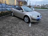 Renault Megane 2 CC, Nue TÜV/Zahnriemen/Se... - Renault Megane aus 2005: Cabrio
