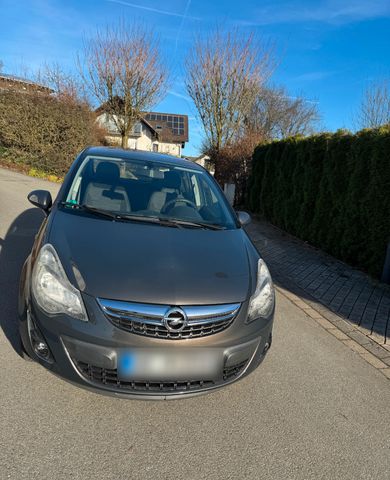 Opel Corsa D 1.2 