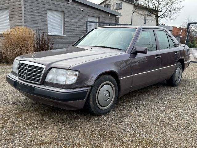 Mercedes-Benz E 230 W124 Sauber!