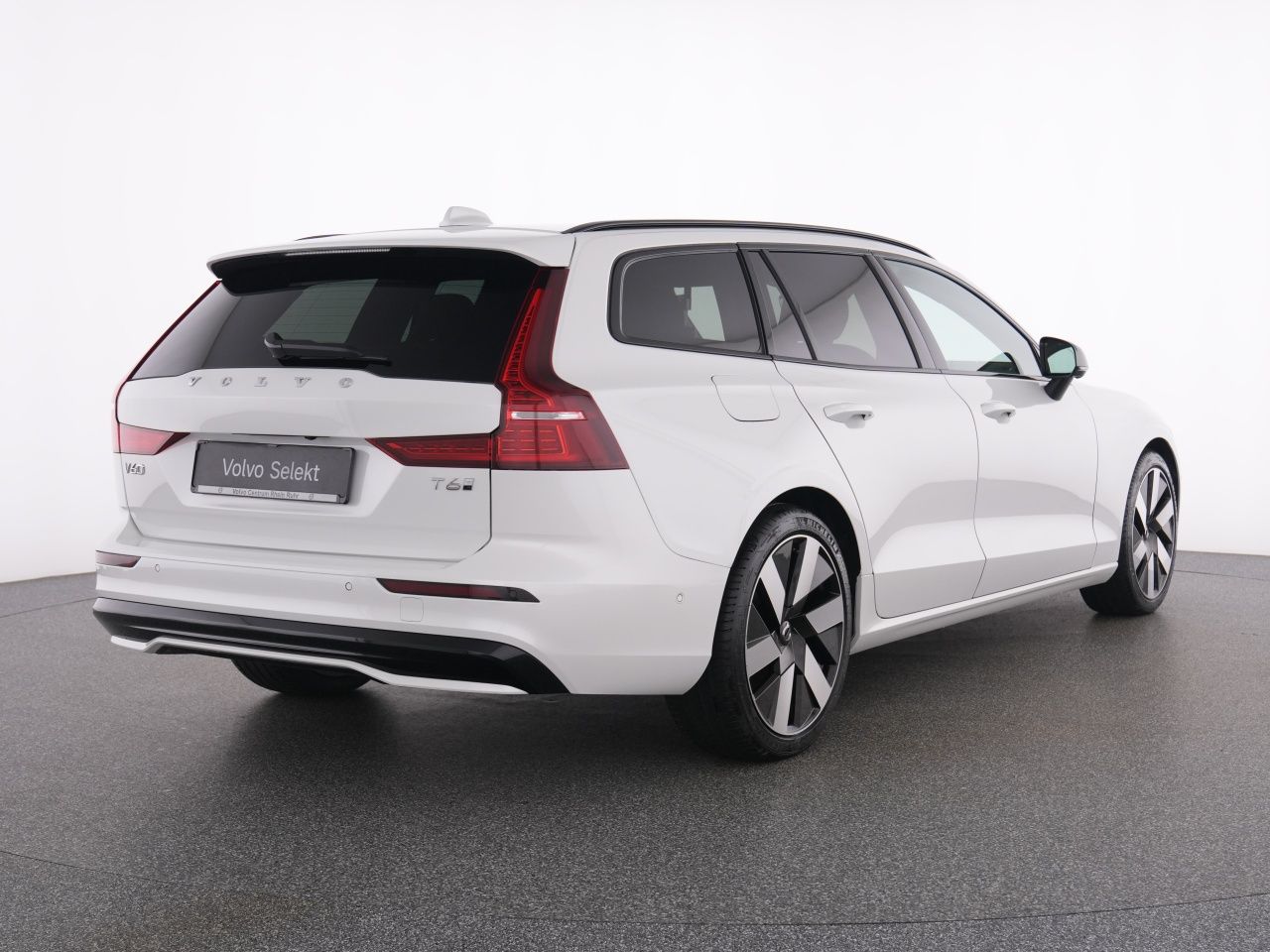 Volvo V60 T6 Recharge Plus Dark+PANO+360°KAM+ACC+BLIS+ imagem 3