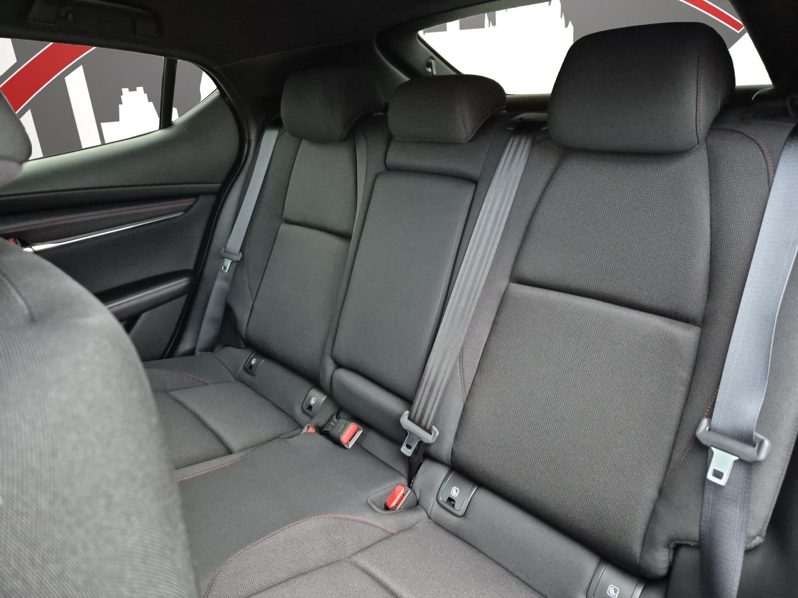 Fahrzeugabbildung Mazda 3  2.5L e-SKYACTIV G 140ps Homura