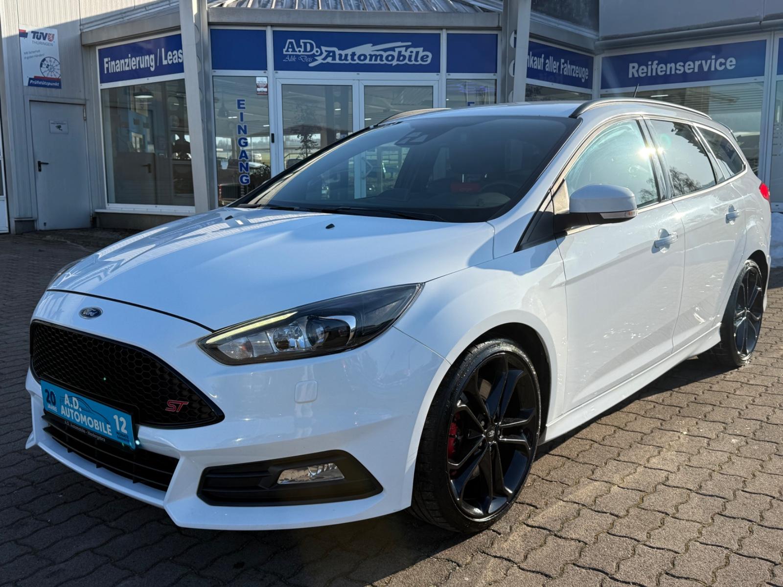 Ford Focus Turnier ST Sitzheizung 8-Fach