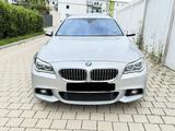 BMW 5er f11 535d AHK/Apply CarPlay/M-Paket... - BMW 535 in Gelsenkirchen