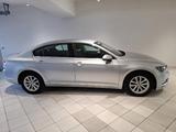Volkswagen Passat 1.4 TSI DSG AHK SHZ 2xPDC - Volkswagen Passat mit Benzin-Antrieb: Limousine, 1.4