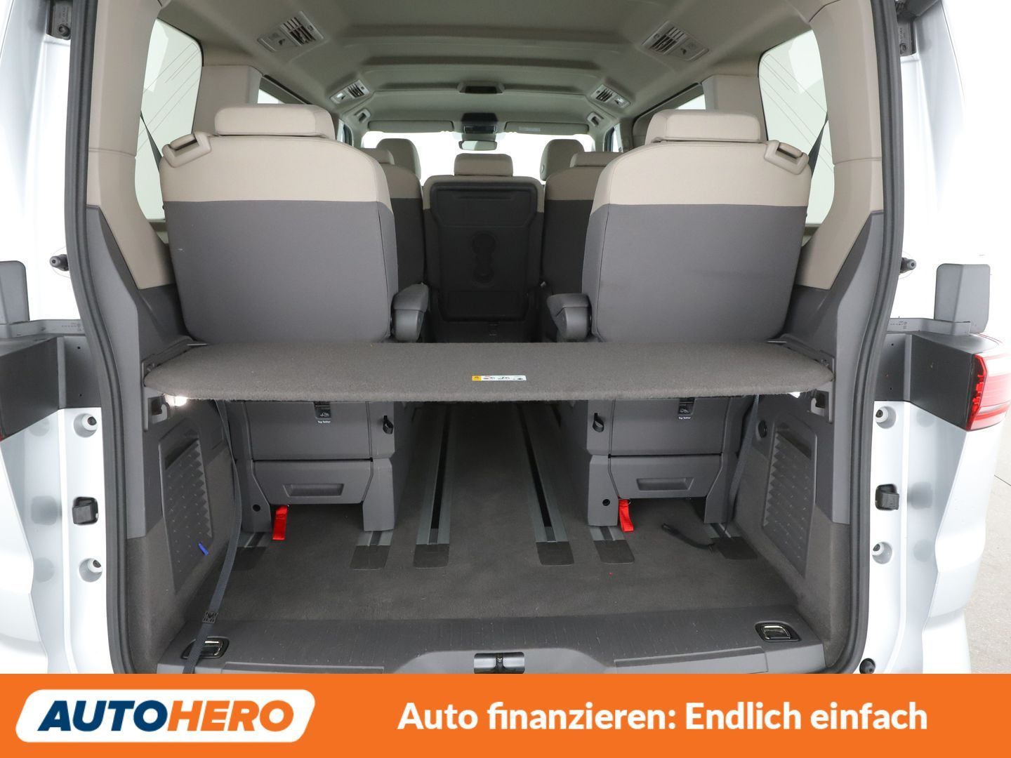 Volkswagen T7 Multivan 1.5 TSI Life Aut. NAVI LED TEMPO foto 18