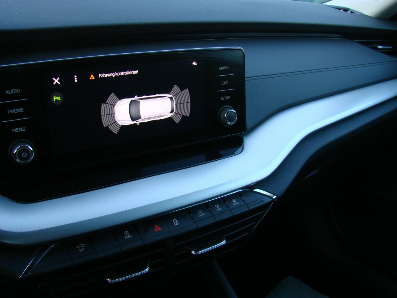 Skoda Octavia 2.0TDI Selection LED Tempomat Spurhaltea