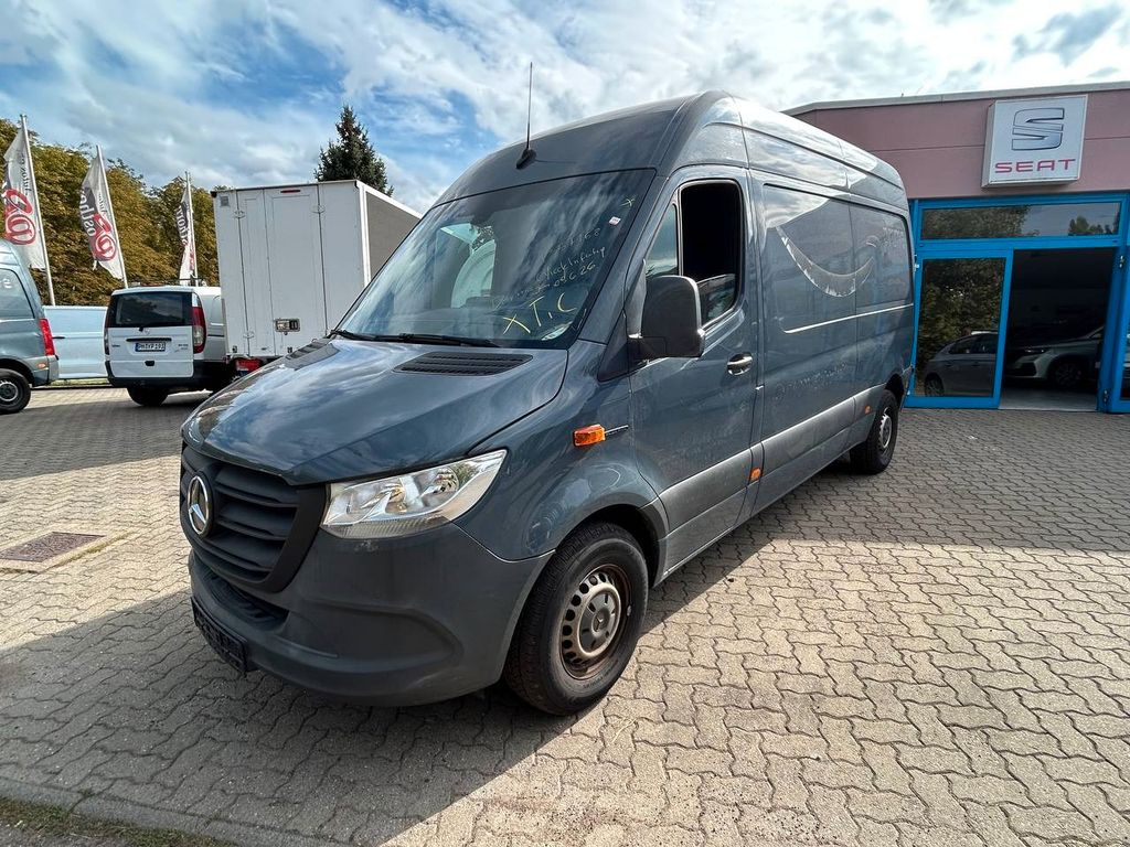 Image of Mercedes-Benz eSprinter