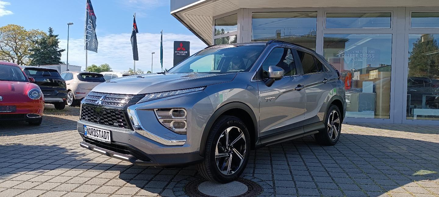 Mitsubishi Eclipse Cross Plug-in Hybrid PLUS 2.4 MIVEC 4WD