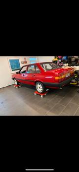 Audi 80 b2 1.3 60ps - Audi 80 mit Benzin-Antrieb: Limousine, 2.6