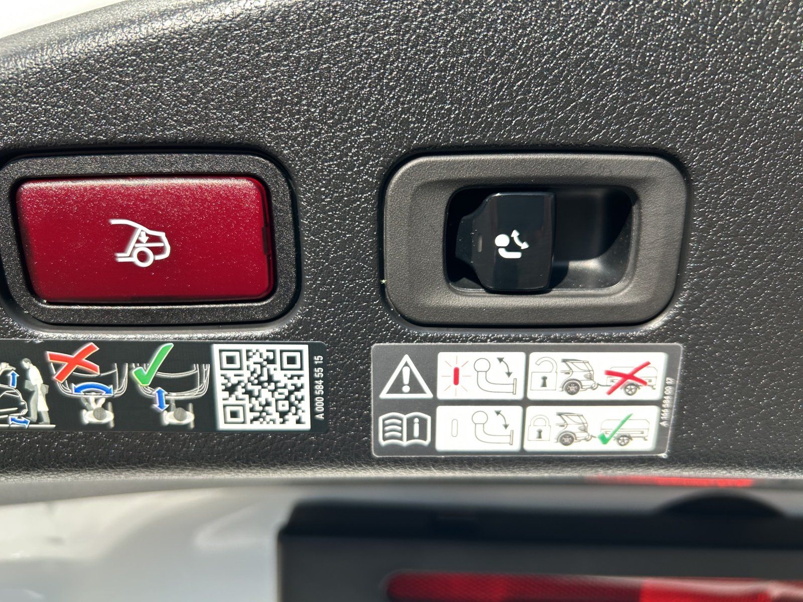 Fahrzeugabbildung Mercedes-Benz CLE 53 AMG DYNAMIC+ Driver's DISTRO Massage AHK