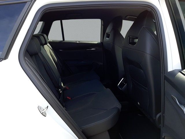 Fahrzeugabbildung Skoda Enyaq 85 Sportline Matrix AHK Kamera ACC 21"
