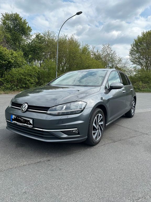 Image of Volkswagen Golf