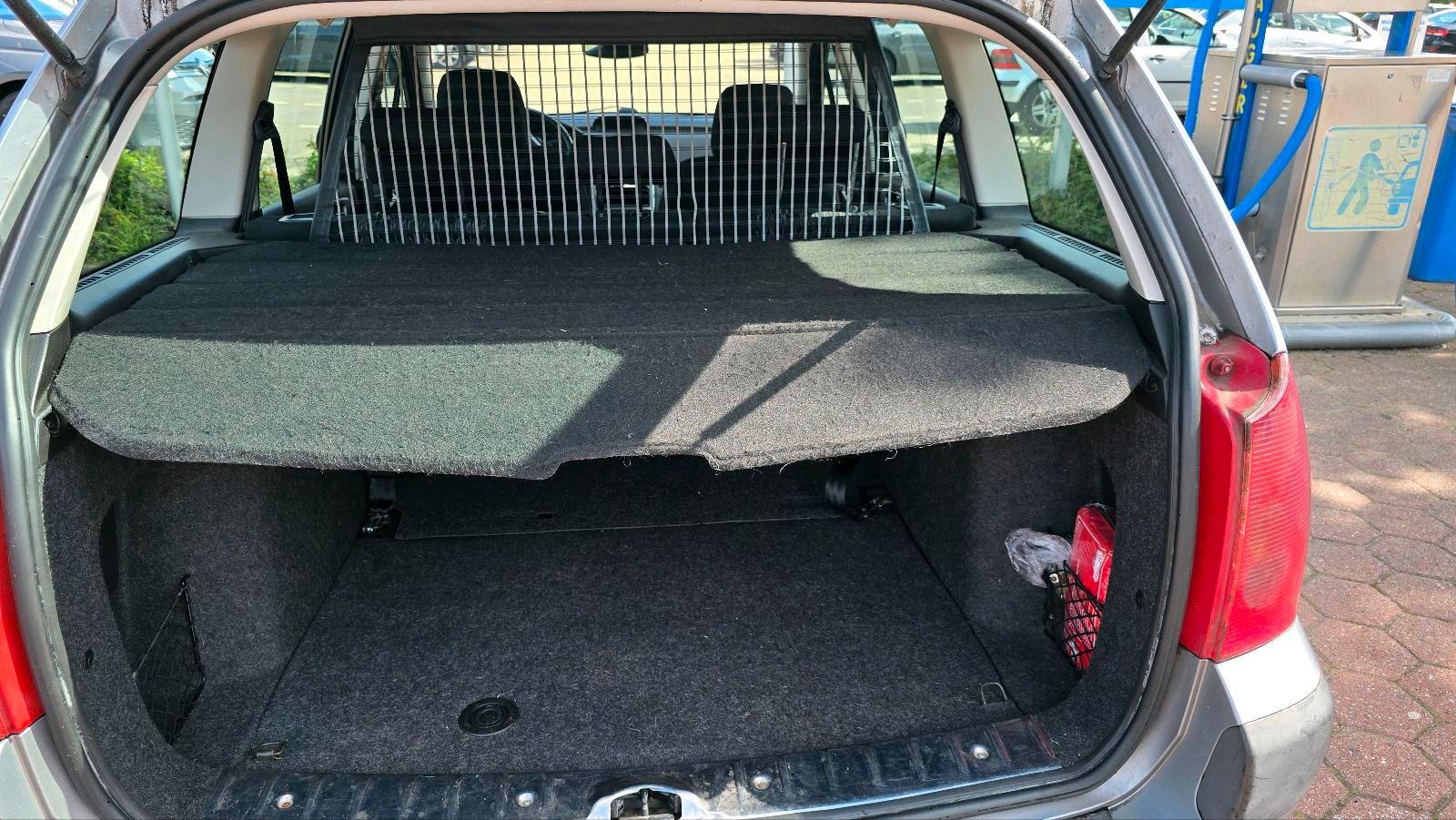 Peugeot 307 2005 — photo 11