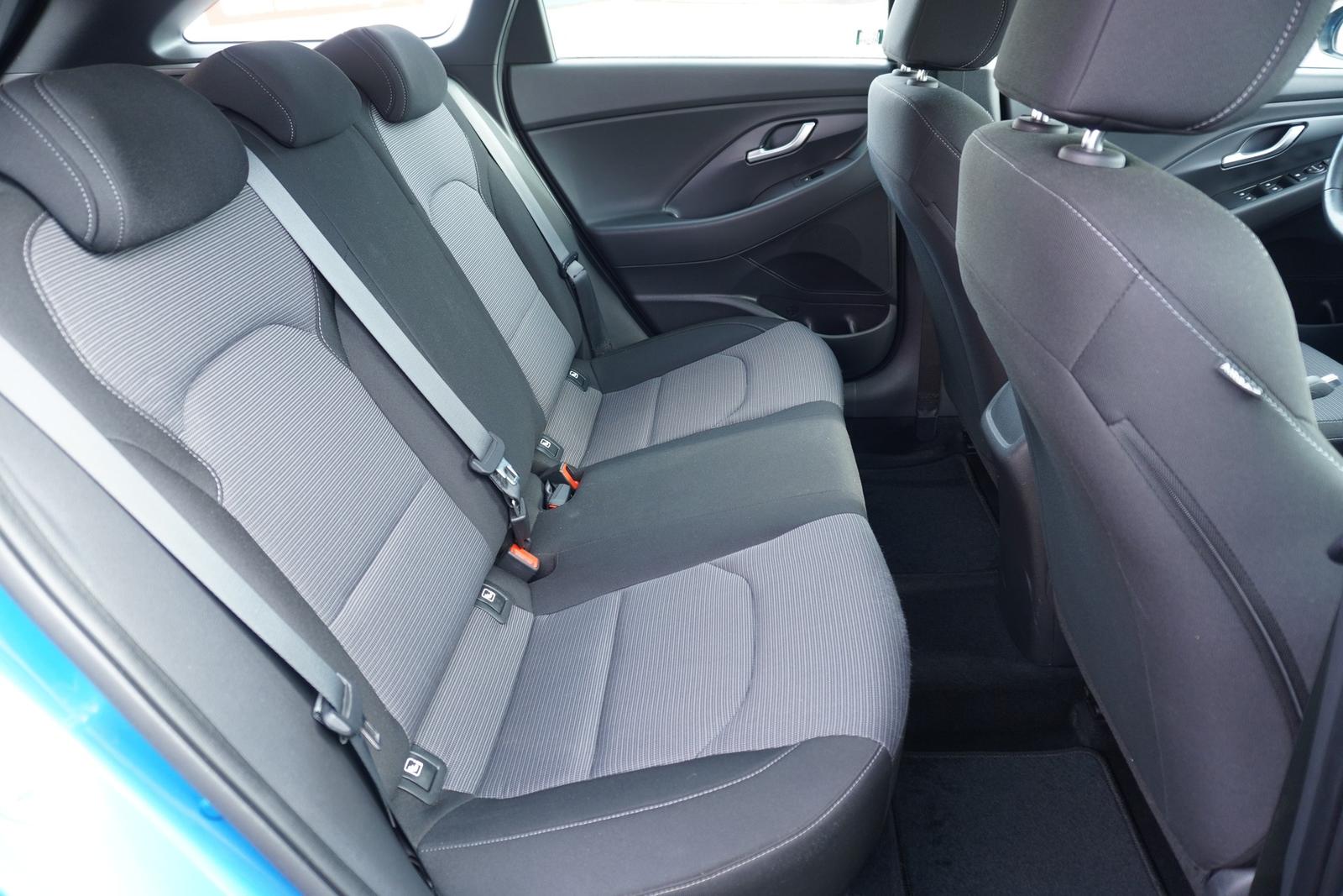 Hyundai i30 Kombi 1.0 T-GDI Klima Tempomat SHZ PDC
