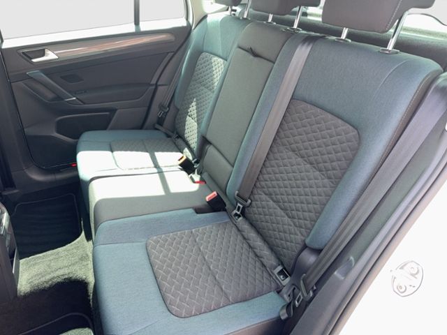 Golf Sportsvan IQ DRIVE 1.5 TSI APP-CON ACC PDC