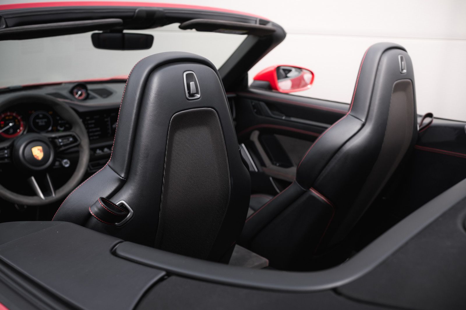 Fahrzeugabbildung Porsche 992/911 GTS Cabrio-SportDesign-18Wege-LED-360Kam