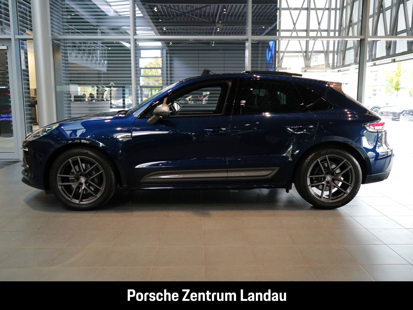Porsche Macan T Sportabgas Standheizung Luftfederung foto 4