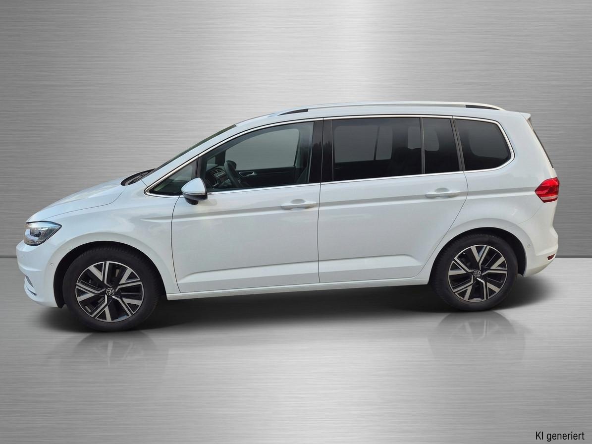 Volkswagen Touran 1.5 TSI DSG Highline LED Navi AHK APP-Co