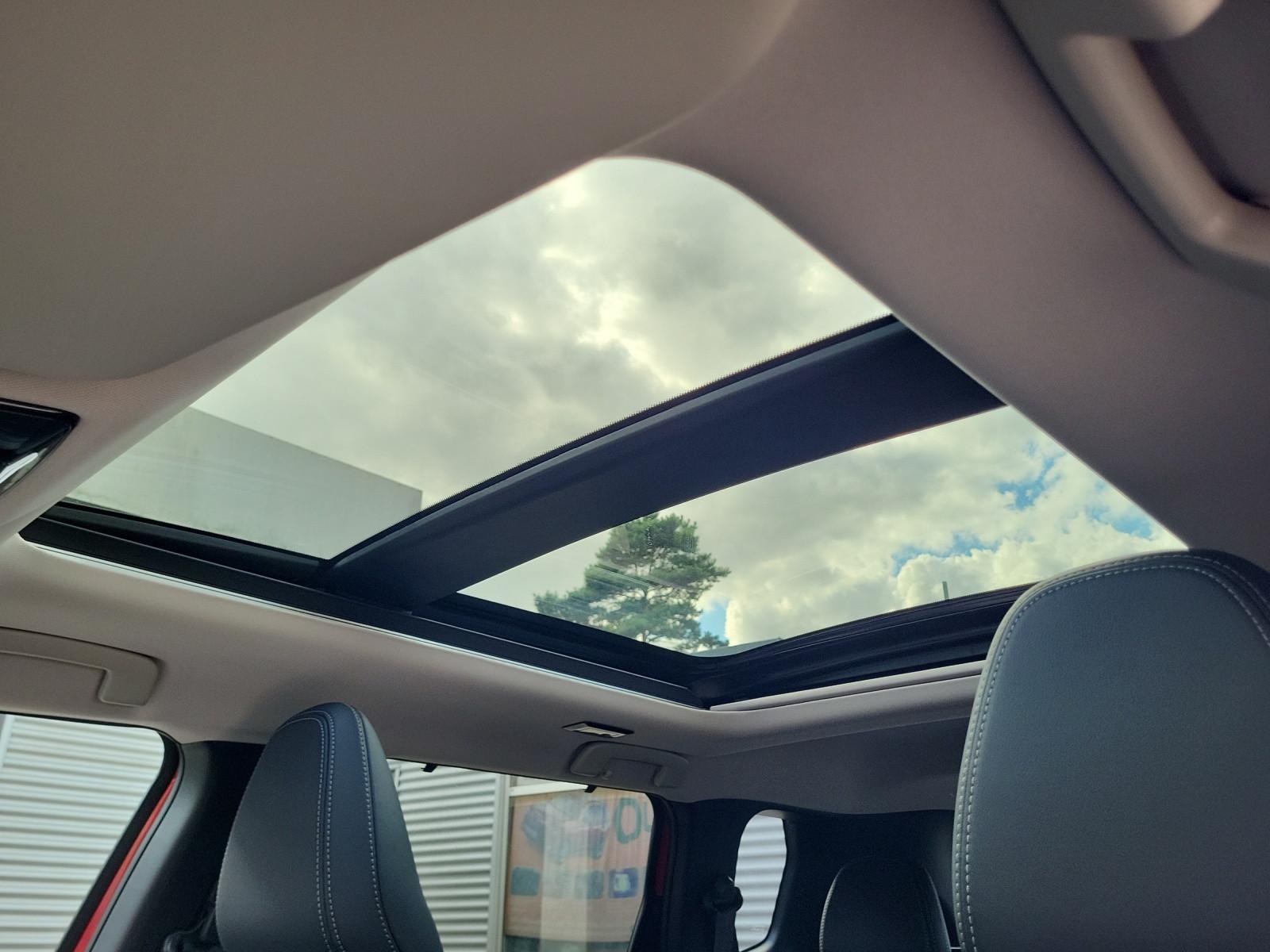 Mitsubishi Outlander 2.4 PHEV 4WD Top -PANO/Leder/HUD