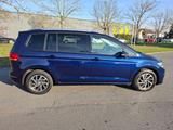Volkswagen Touran Sound*ACC*LED*CarPlay*Kamera*7Sitze*AHK* - VW Touran Gebrauchtwagen in Mainz