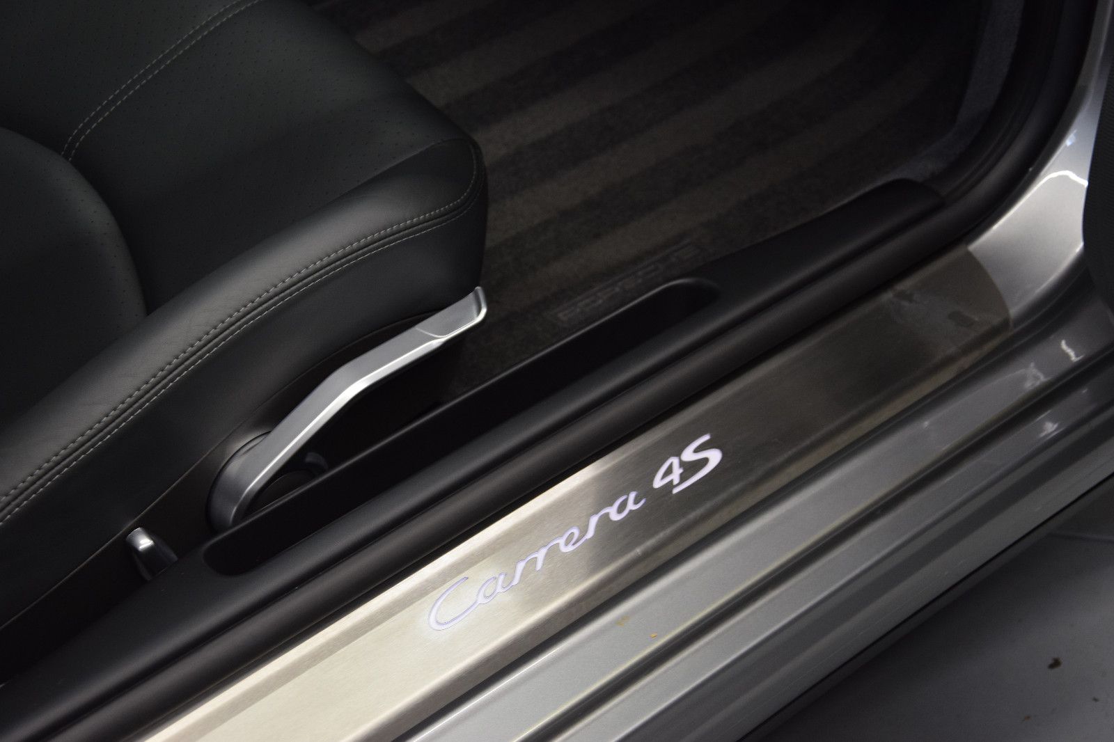 Fahrzeugabbildung Porsche 997 Carrera 4S Coupé Chrono-Plus Sport-AGA Bose