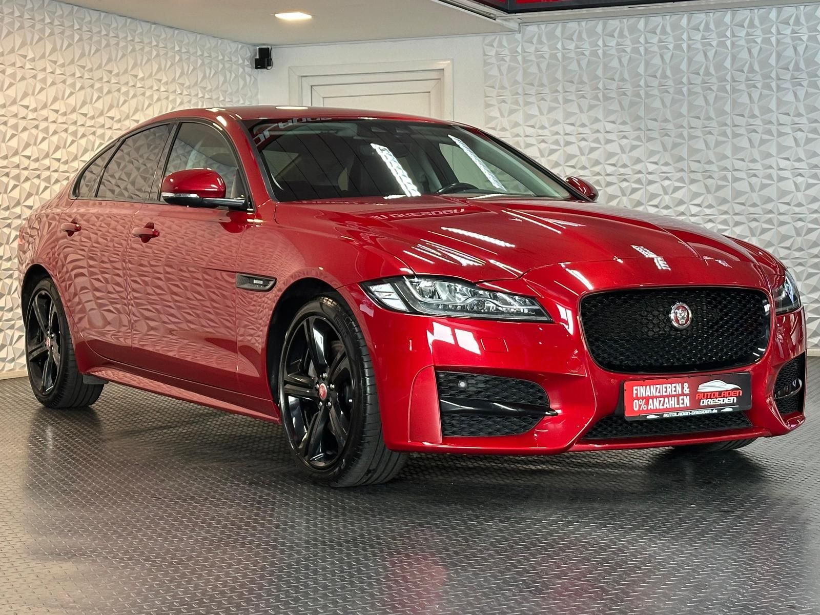 JAGUAR XF R-Sport 25d AWD LED#AHK#NAVI#TEMPO#KLIMA#SHZ - Image 2