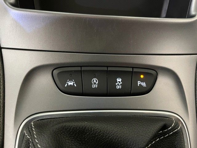 Fahrzeugabbildung Opel Astra Lim. 1.0 EDITION NAVI/PDC/WINTER/NEBEL/LED