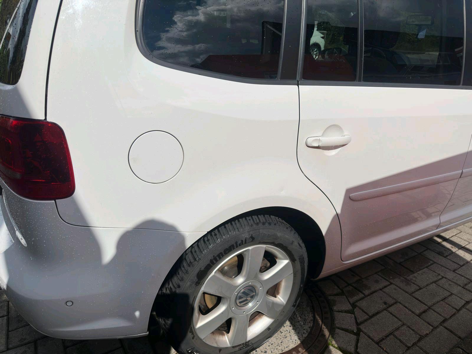 Volkswagen Touran 2013 — photo 8