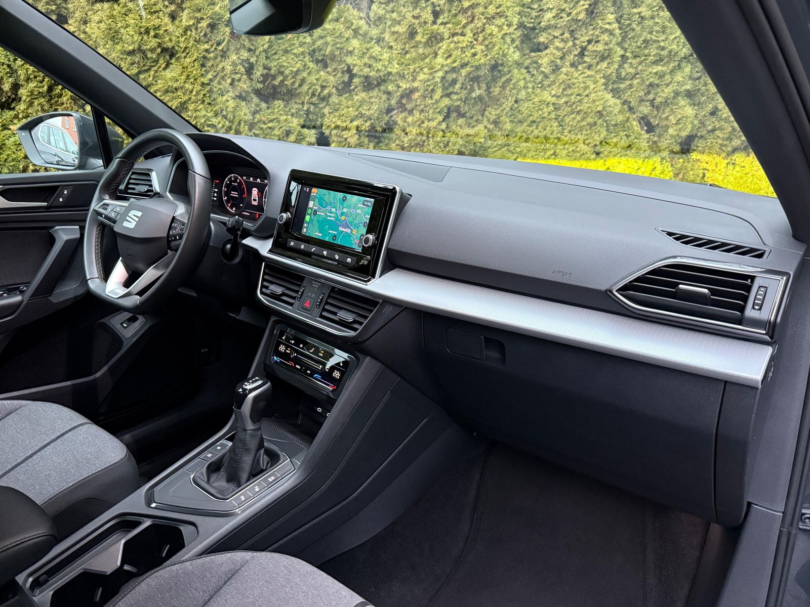 Fahrzeugabbildung SEAT Tarraco 1.5 TSI DSG Style LED+AHK+KAM+ACC+7SITZ