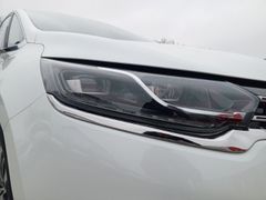 Fahrzeugabbildung Espace V Initiale Paris 1.6 dCi 160 Energy 7 Sit
