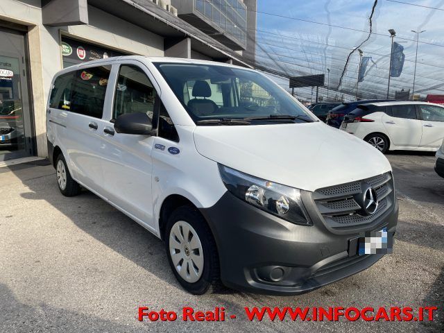 Mercedes-Benz MERCEDES-BENZ Vito 2.2 114 CDI 9 POSTI Tourer Pr