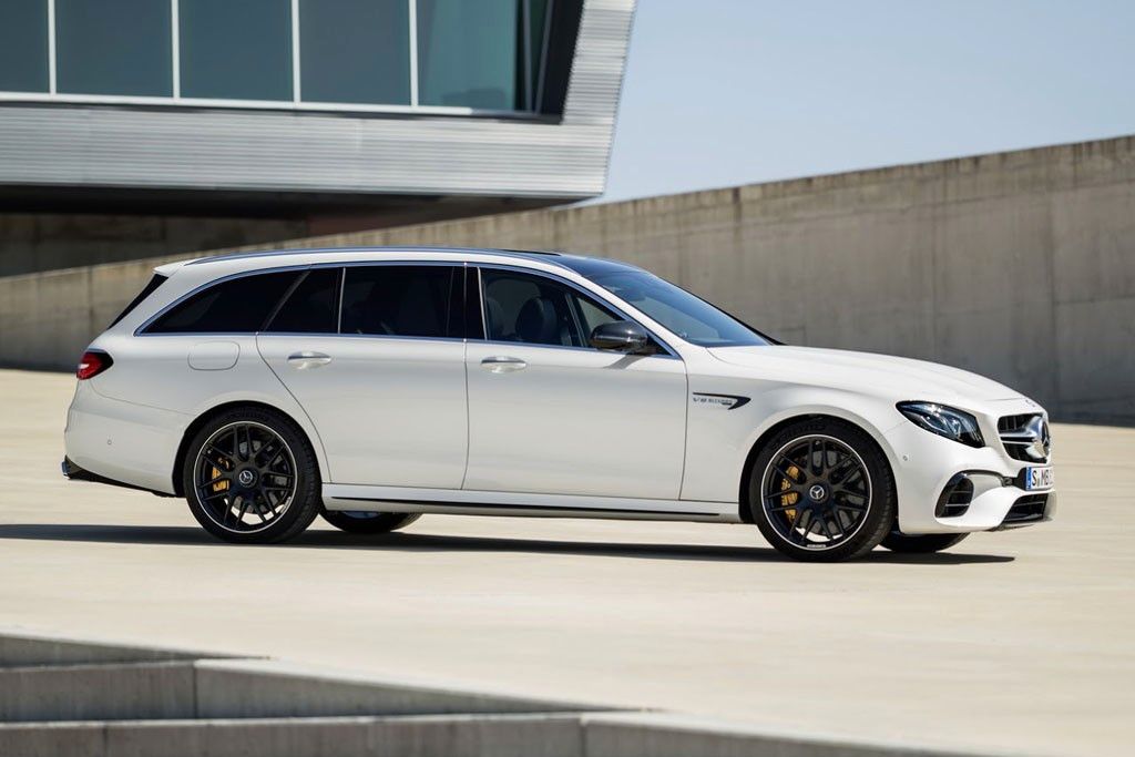 MERCEDES-BENZ Mercedes E63S AMG 4MATIC+ T Autom...