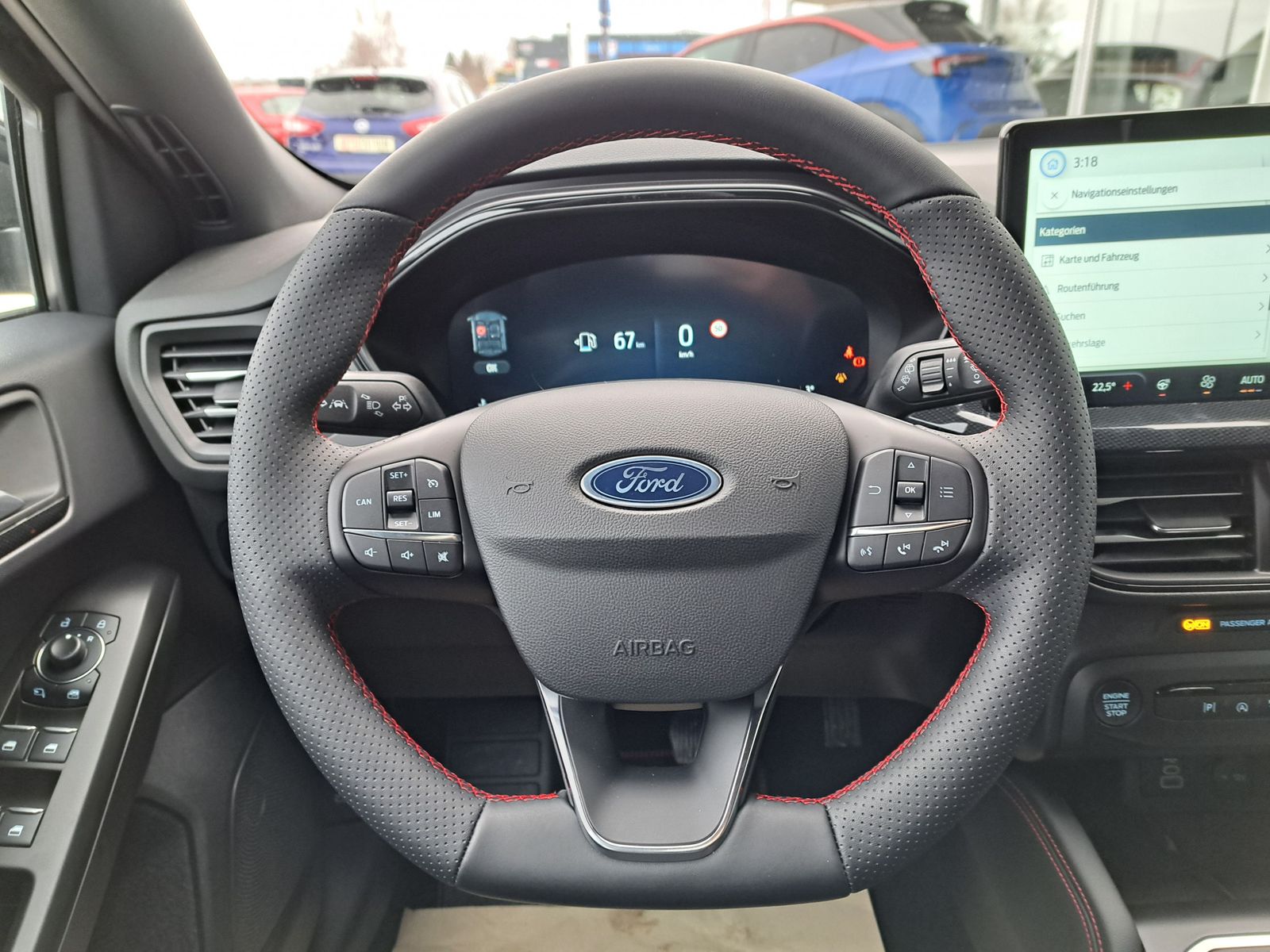 Fahrzeugabbildung Ford Focus ST-Line X 1.0 EB WINTERPAKET UPE: 40.200 €
