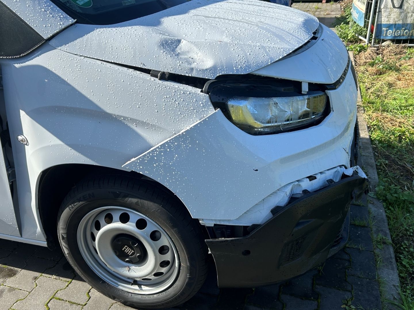 Fahrzeugabbildung Fiat Doblo Kasten L2 1.5 BlueHDi CSA Pharma Arznei