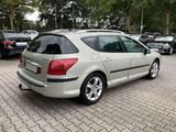 Peugeot 407 2,2 SW Premium - gebrauchte Peugeot 407 aus dem Jahr 2005