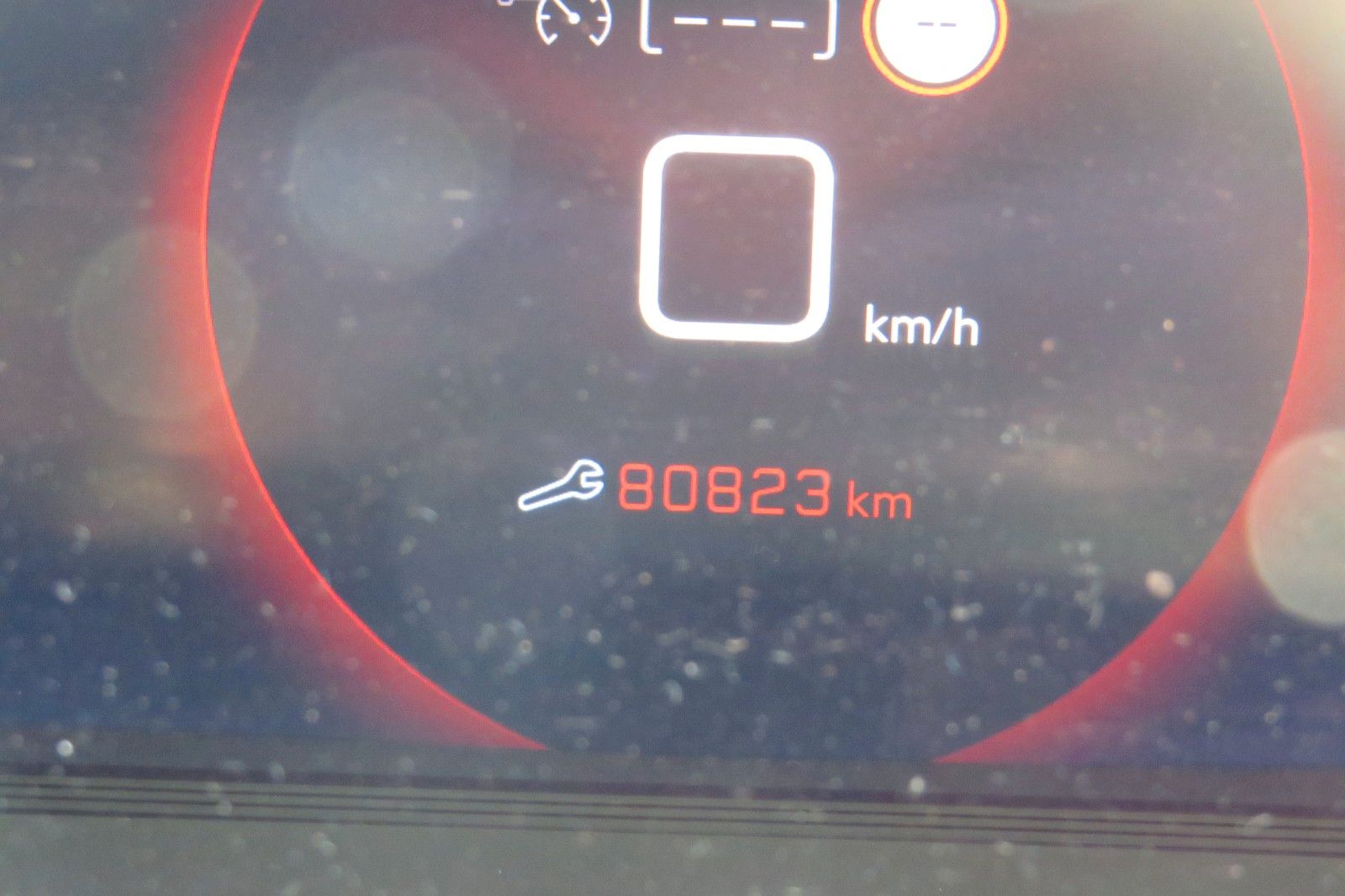 Fahrzeugabbildung Peugeot 2008 GT 8-AUTOMATIK GRA NAVI PDC 1.HAND