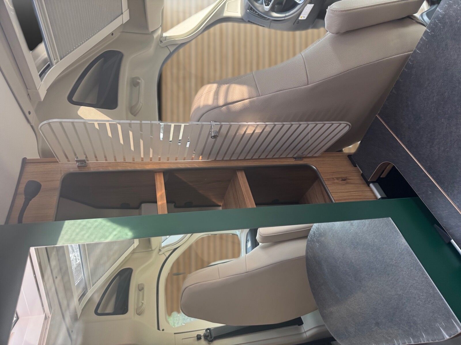 Fahrzeugabbildung Karmann Dexter DE 600 Markise / Concept Paket