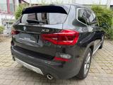 BMW X3 xDrive 20 d xLine | Pano | AHK | HUD | AHK - Behindertengerechte BMW X3