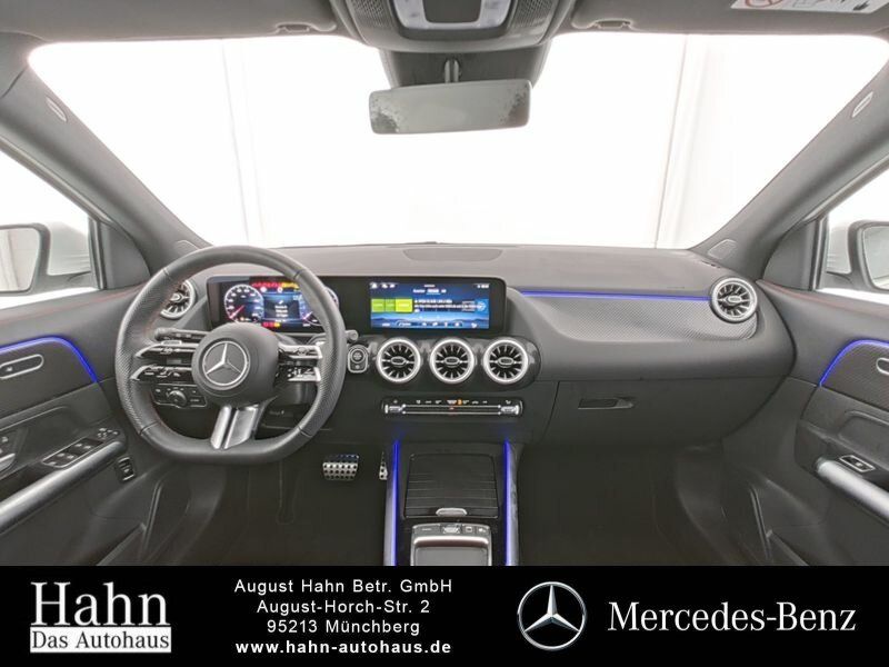 Fahrzeugabbildung Mercedes-Benz GLA 200 AMG/MULTIB./AHK/KAM./DISTRO./WINTER/..