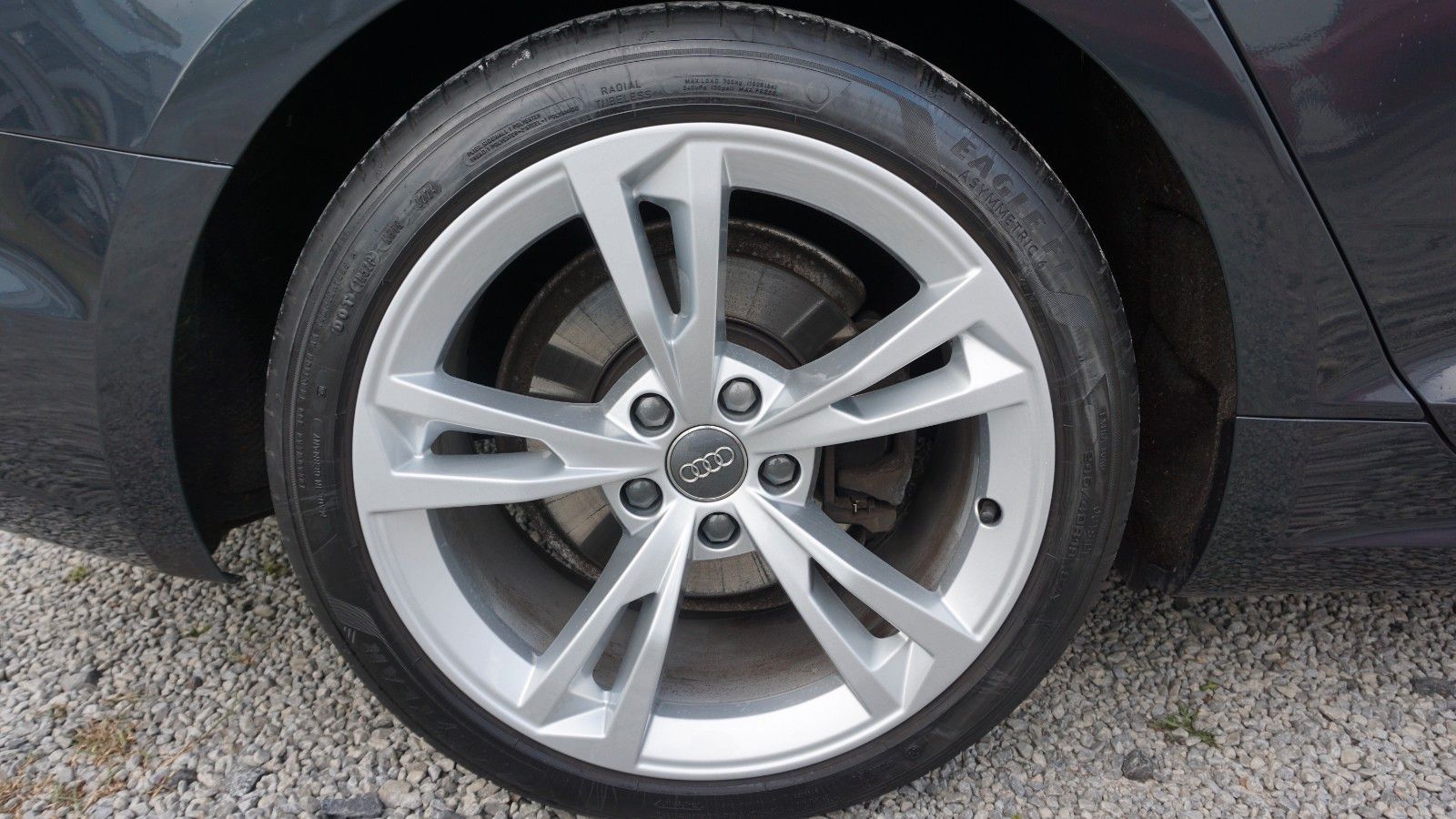 Fahrzeugabbildung Audi A5 Sportback 40 TFSI Sport, Navi, AHK,Kamera,+WR